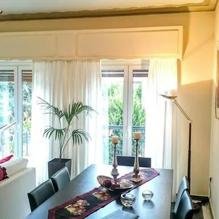 Apartament Elegant In Acropolis With Roof Garden Ateny
