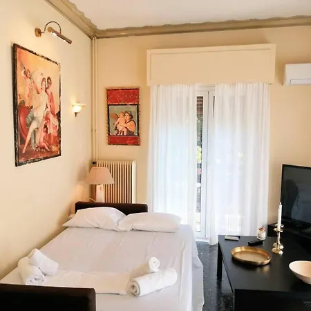 Apartament Elegant In Acropolis With Roof Garden *