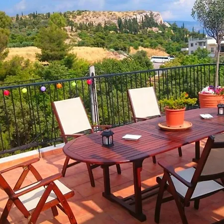 Elegant In Acropolis With Roof Garden Apartament